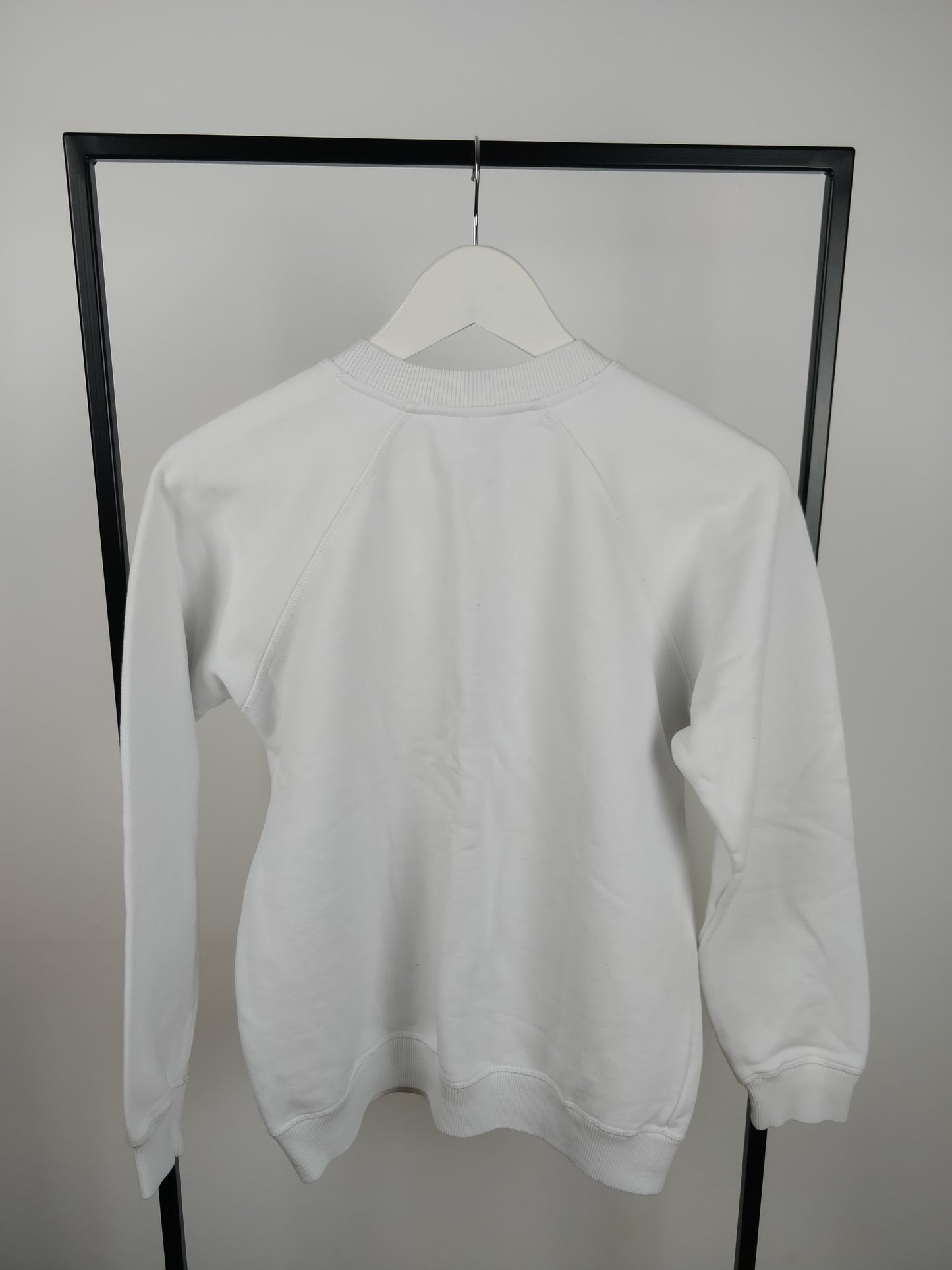 Cherry Bomb Pulli