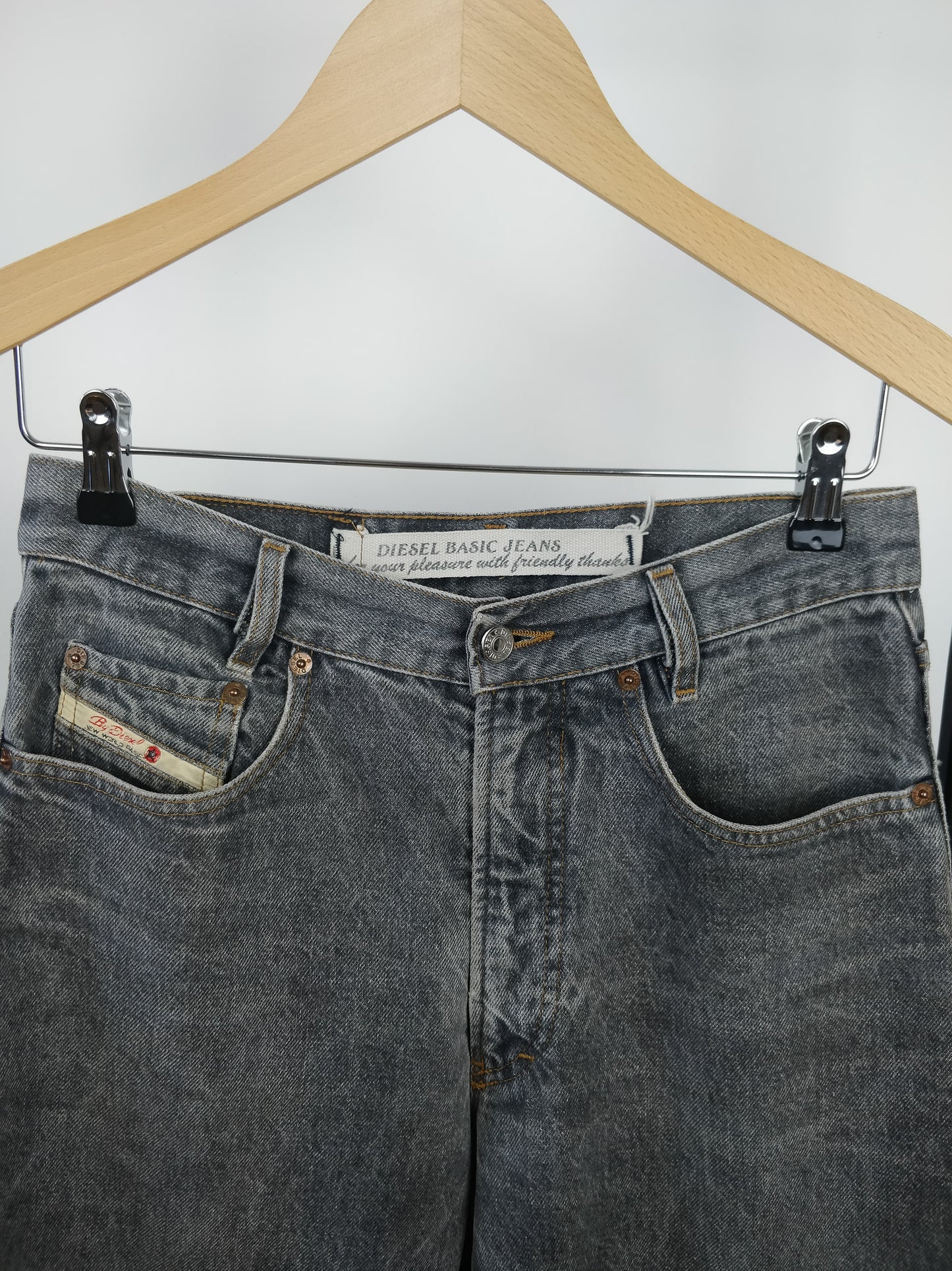 Vintage worn grey washout denim pant