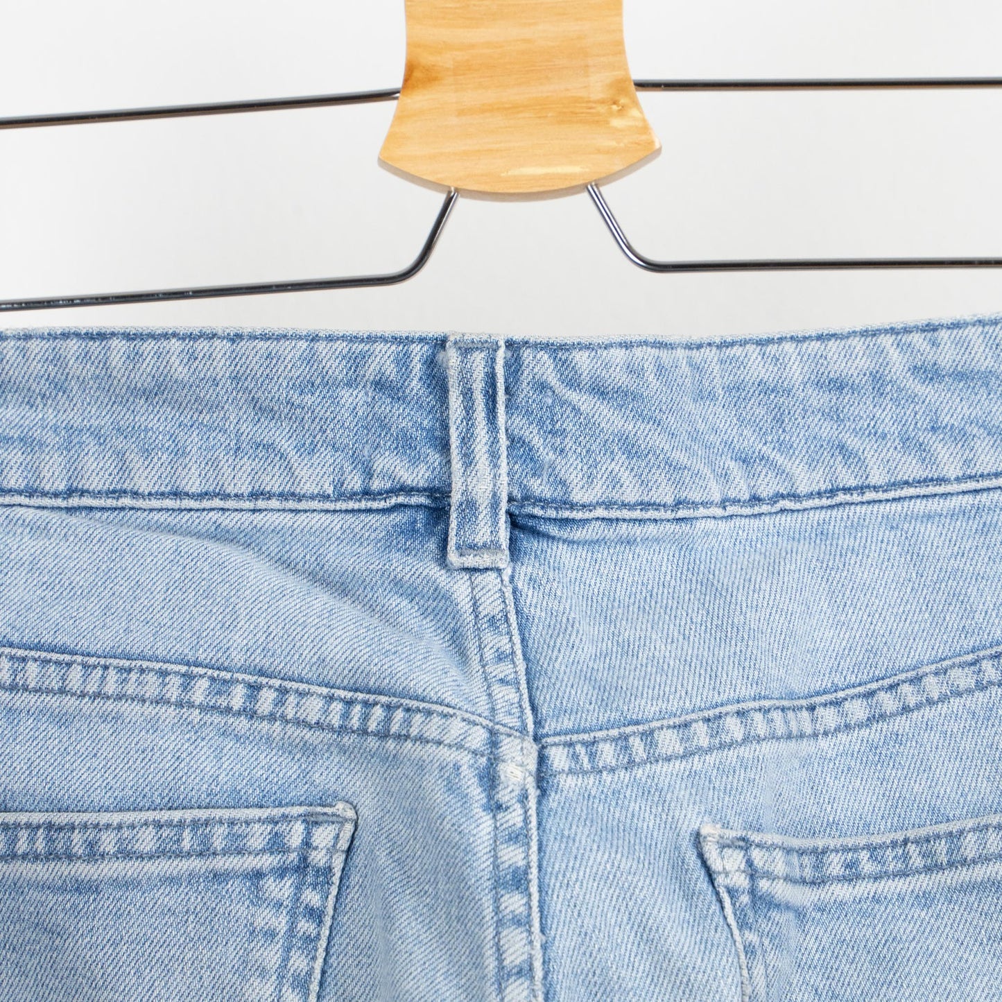 Alex light wash denim