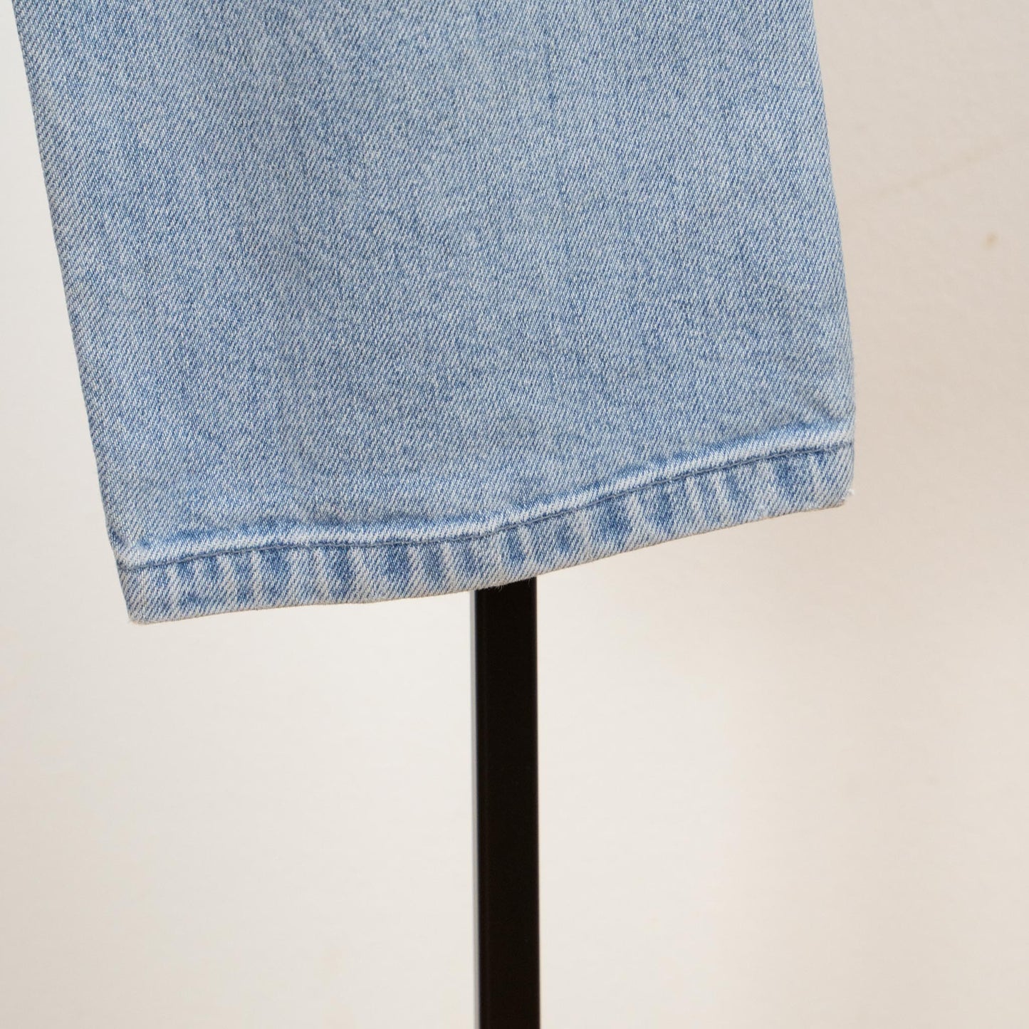 Alex light wash denim