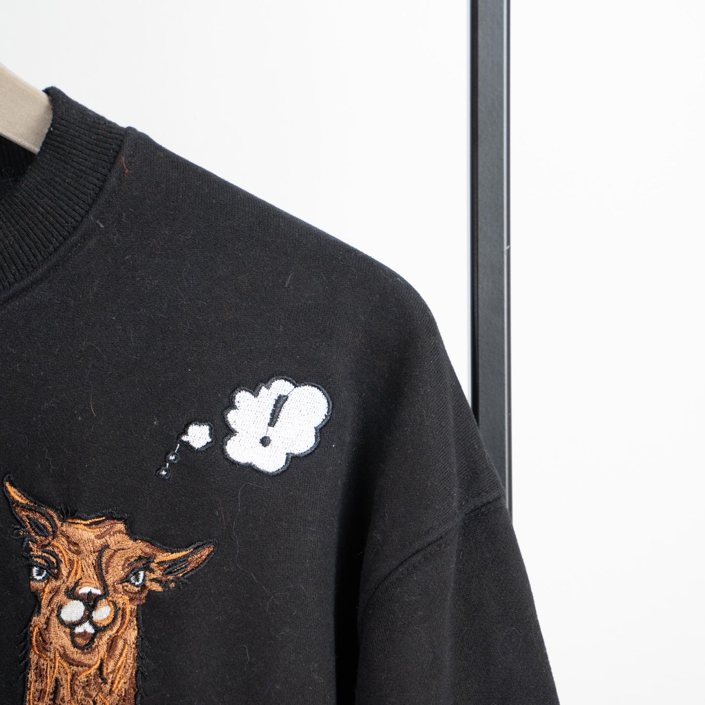 Forba Animal Embroidered Crew Pullover