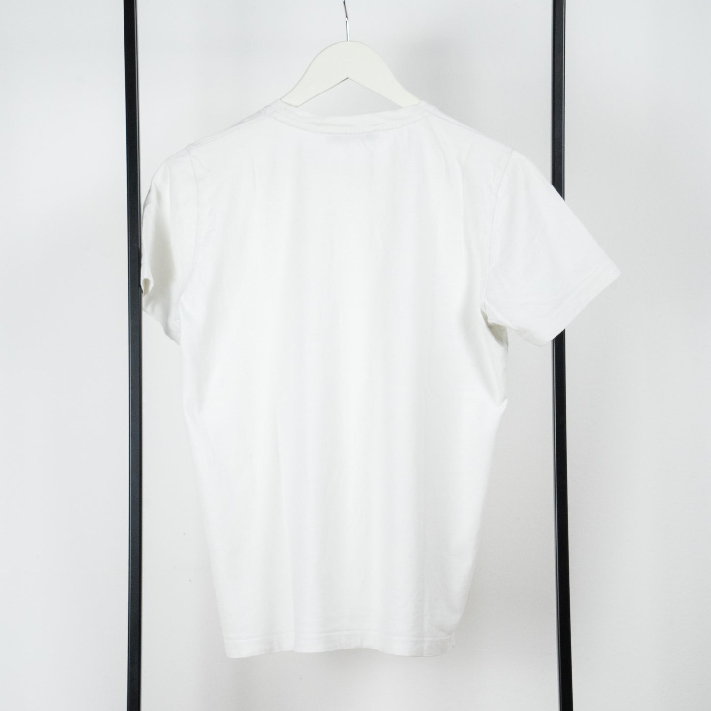 Basic White T-shirt